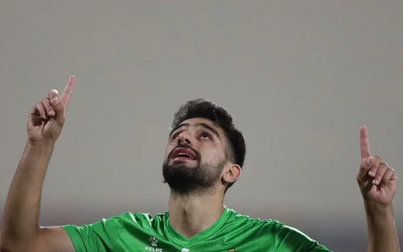 عرض عراقي مغرٍ.. نجم نادي الوحدات يقترب من الرحيل عن الدوري الأردني